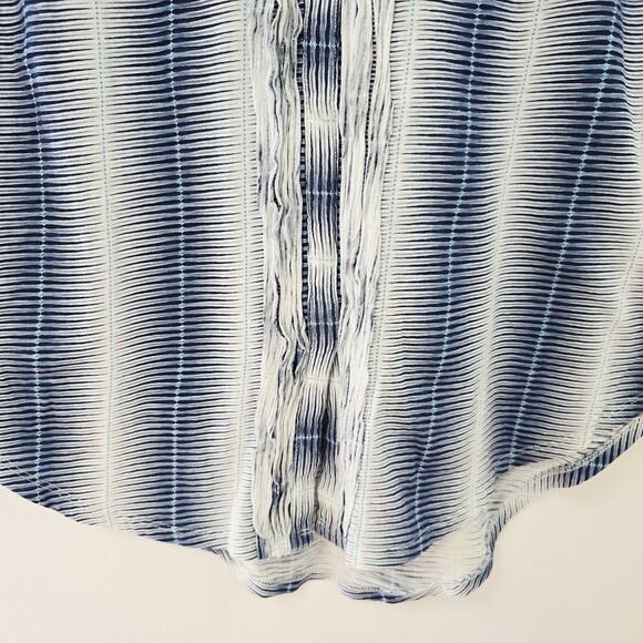 Carve Designs Top Medium Womens Middleton Sleeveless Button Front Blue V-neck - Picture 4 of 9